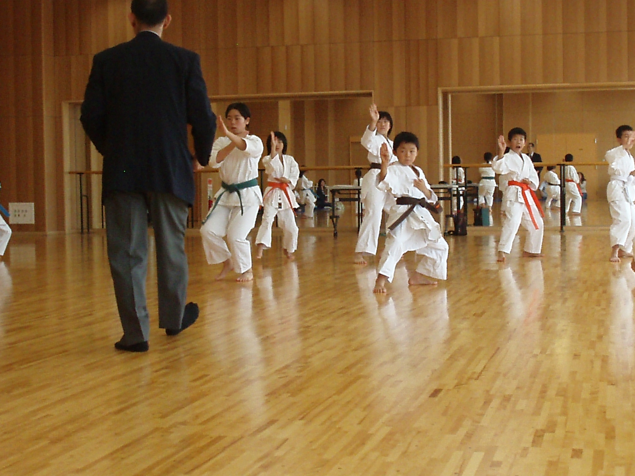 070902-sinden-karate-033.jpg