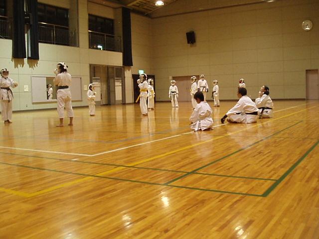 071003-keyaki-karate-002.jpg