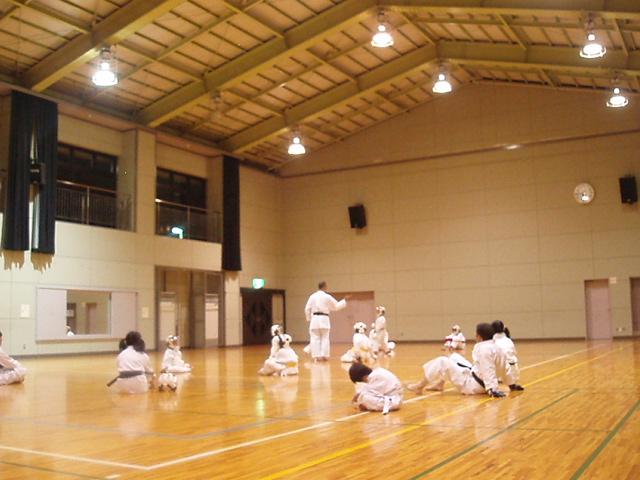 071003-keyaki-karate-003.jpg