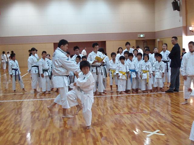 071028-karate-aoba-008.jpg